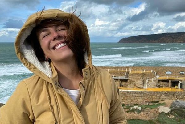 Tânia Ribas de Oliveira celebra 18 anos de relação