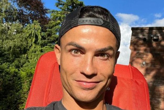 Cristiano Ronaldo Partilha Fotografia Ao Lado Dos Filhos