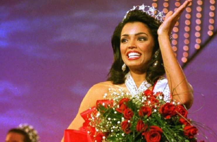 She-died-Chelsi-Smith-Miss-Universe-of-1995