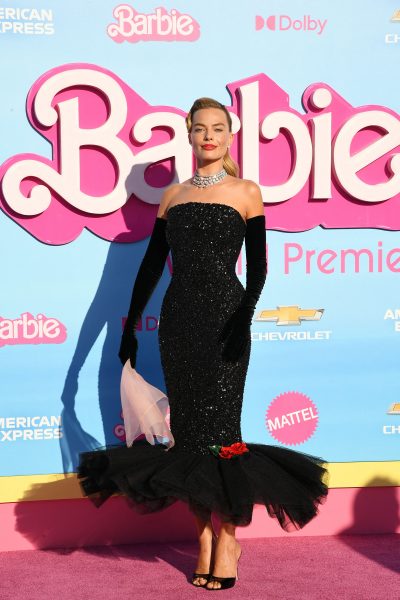 Veja os looks dos famosos no pink carpet de 'Barbie', em Los