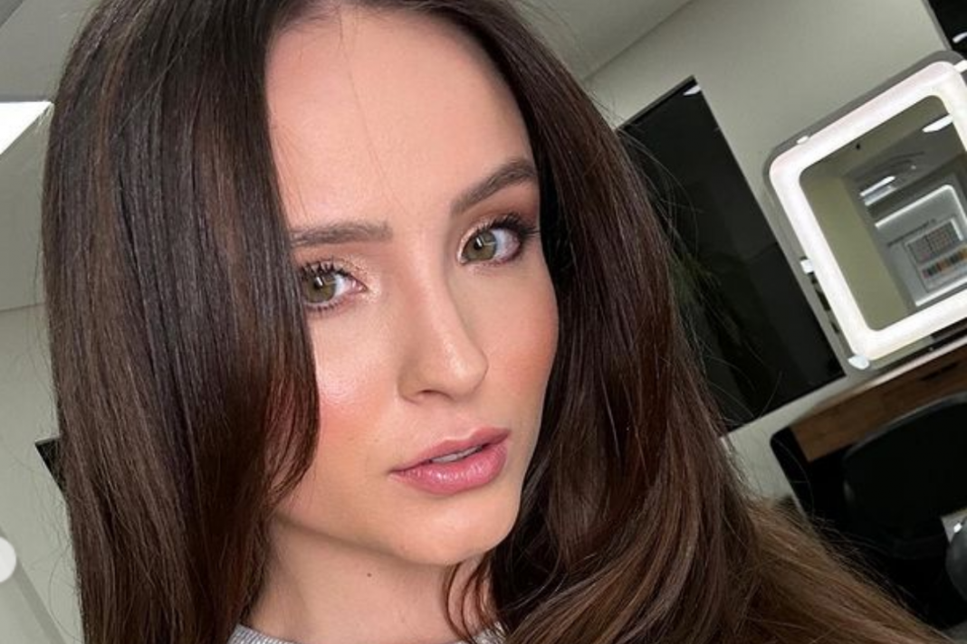 Larissa Manoela Abre M O De Fortuna Para Desfazer Empresa Que Tinha Com Os Pais